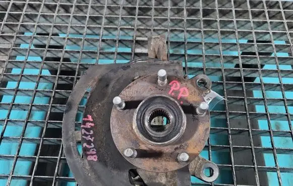 Renault Koleos I Front wheel hub spindle knuckle IMPRK1427298