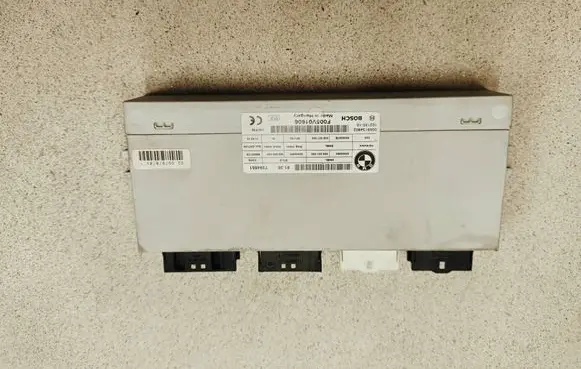BMW 5 F10 F11 Tailgate/trunk control unit/module 7394651 F005V01606 0068134802
