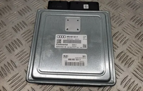 Audi Q5 SQ5 Engine control unit/module 8R0907551F