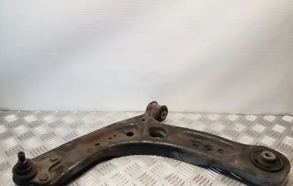Skoda Octavia Mk3 (5E) Front lower control arm/wishbone 5Q0407151L
