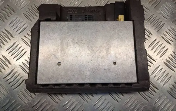 Audi A6 S6 C6 4F Bluetooth control unit module 4E0862335 4E0910336C