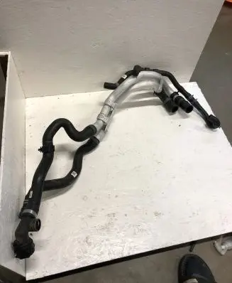 Audi A4 S4 B9 Engine coolant pipe/hose 04E121194C