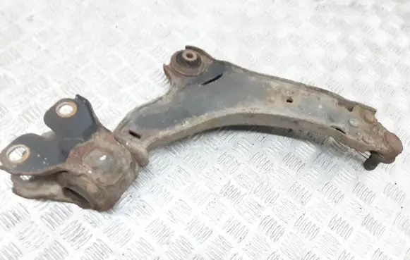 Volvo XC60 Front lower control arm/wishbone