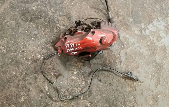 Mercedes-Benz S W221 Front brake caliper A0034205483