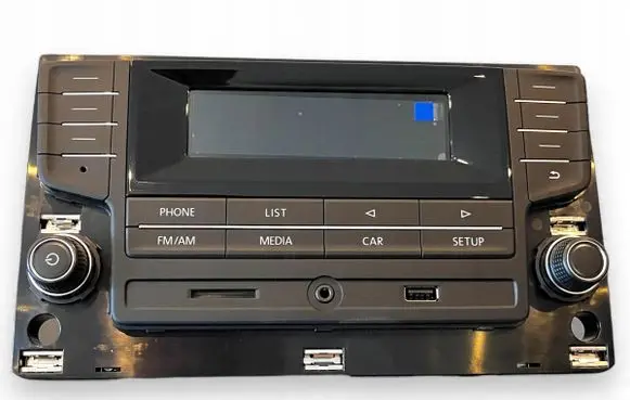 Volkswagen Crafter Radio/CD/DVD/GPS head unit 2E0035130