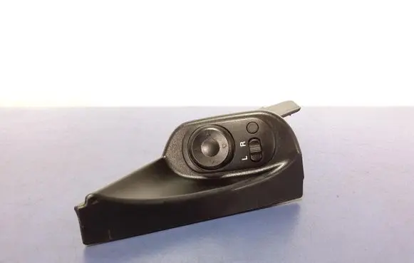Engine start stop button switch