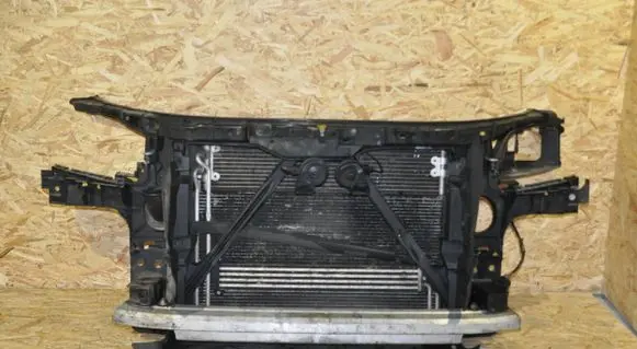 Audi Q7 4L Radiator support slam panel