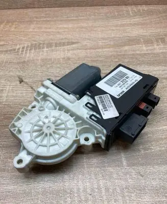 Peugeot 807 Front door window regulator motor 1488737080 991728203