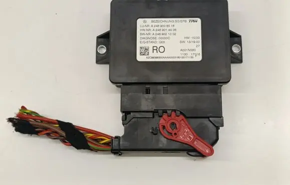 Mercedes-Benz CLA C117 X117 W117 Rear brake EMF control unit/module A2469008516