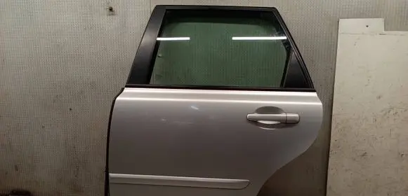 Volvo V50 Rear door 