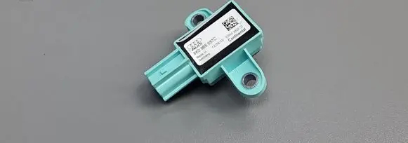 Audi A4 S4 B8 8K Airbag deployment crash/impact sensor 8K0955557C 5WK4380903