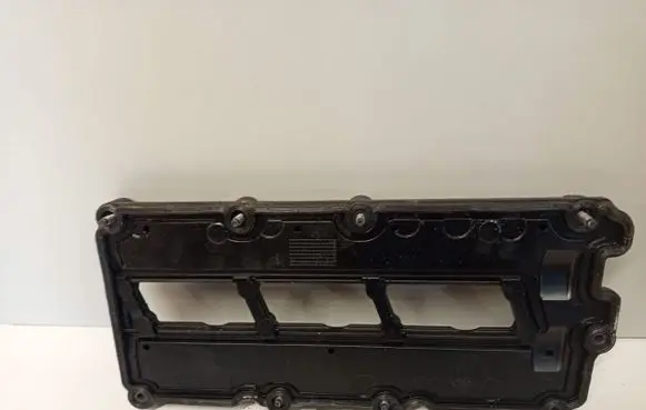 Audi A4 S4 B7 8E 8H Rocker cam cover 059103470P