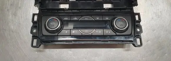 Mazda 6 Climate control unit GRM961190A