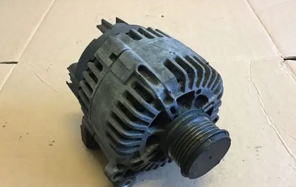 Skoda Superb B6 (3T) Generator/alternator TG14C016 PO459442 170525