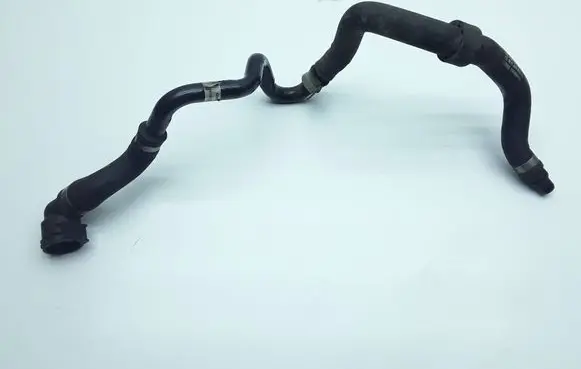 Mercedes-Benz E W212 Engine coolant pipe/hose A2125016482