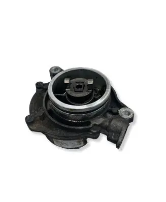 BMW 5 E60 E61 Vacuum pump 