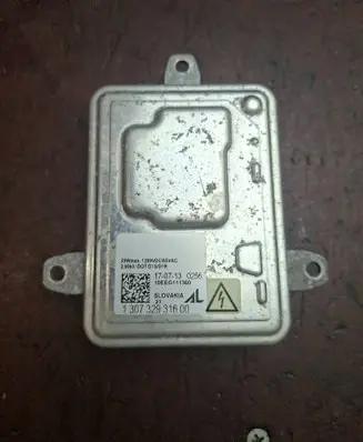Opel Zafira C Headlight ballast module Xenon 1200VDC85VAC 10EEG111360 130732931600
