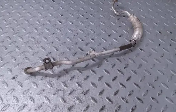 BMW 1 F40 Turbo turbocharger oiling pipe/hose 9488189