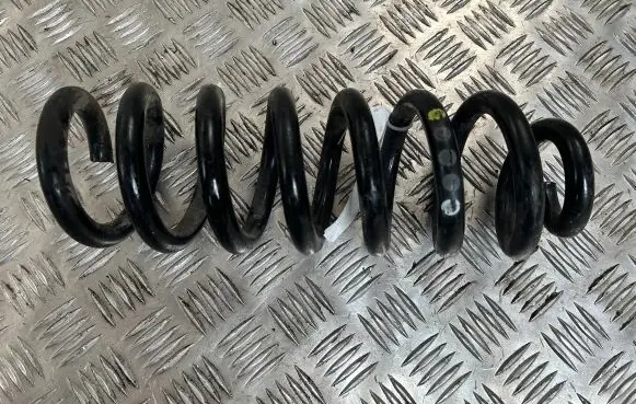 Mercedes-Benz GLC X253 C253 Rear coil spring