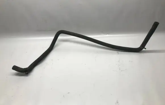 Dodge RAM 1500 DS Engine coolant pipe/hose