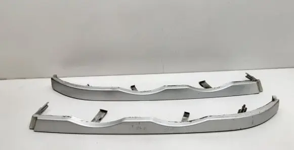 BMW 3 E46 Under headlight/headlamp trim 8208482 8208481