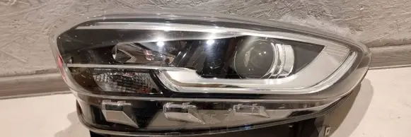 Renault Kadjar Headlight/headlamp 260602051R 01177081 0117700100004661