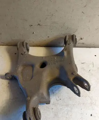 BMW 5 F10 F11 Rear upper control arm/wishbone 15218410