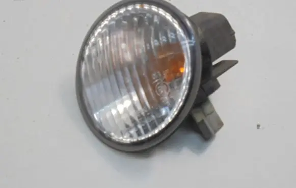 Toyota Corolla E110 Front indicator light 12-438