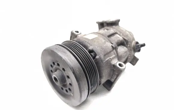 Opel Corsa D Air conditioning (A/C) compressor (pump) 55701200 4471905041