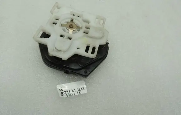 Mitsubishi L200 Front door wing mirror part MR361095 MR361093