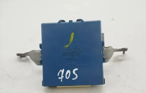 Toyota Corolla Verso AR10 Combustion control unit/module 896180F020