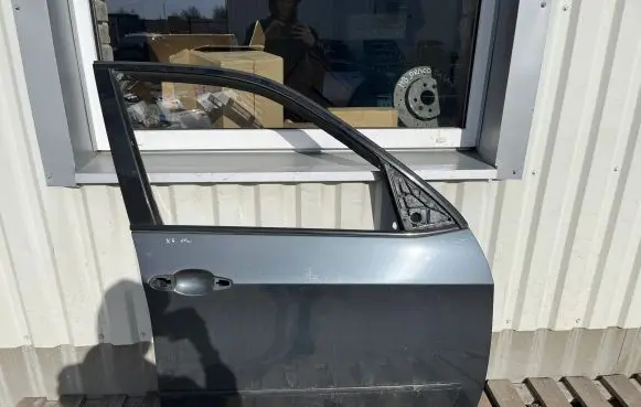 BMW X5 E70 Front door