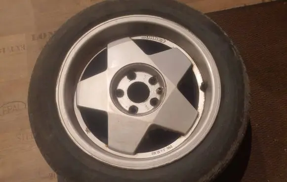 Audi 80 90 S2 B4 R16 alloy rim A0601025