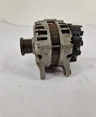 Renault Captur Generator/alternator 2714143A