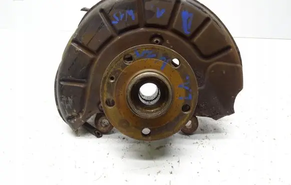 Volkswagen Scirocco Front wheel hub spindle knuckle 1K0615311F