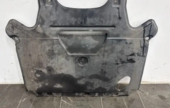 Audi Q5 SQ5 8R Engine splash shield/under tray 8K1863822K 8K2863822K