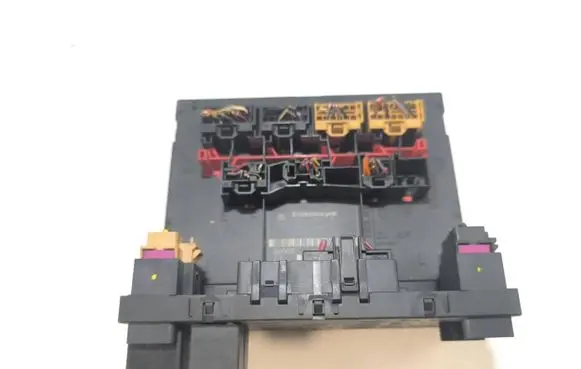 Volkswagen PASSAT B6 Comfort/convenience module 3C0937049AJ F005V00661 H54S2202