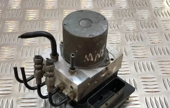 BMW 5 E60 E61 ABS Pump 0265236020