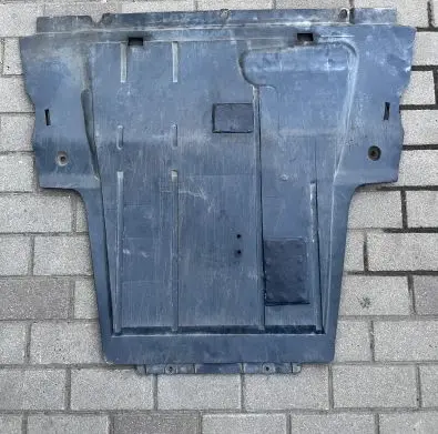 Engine splash shield/under tray