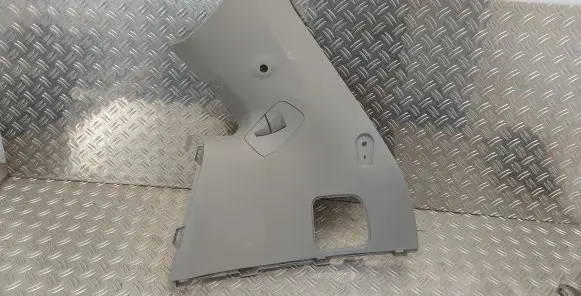 Toyota Sienna XL30 III (D)pillar trim (top) 6257008040