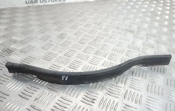 Audi A4 S4 B7 8E 8H Engine compartment rubber 8E0121221E