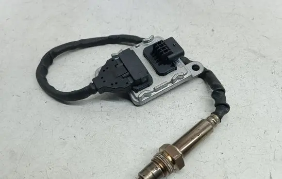 Mercedes-Benz GLC X253 C253 Lambda probe sensor A0009050914 SNS1116 0009050914