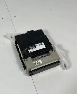 Toyota C-HR I Comfort/convenience module 89221F4020