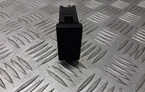 Volkswagen PASSAT B5 Seat heating switch 3B0963564