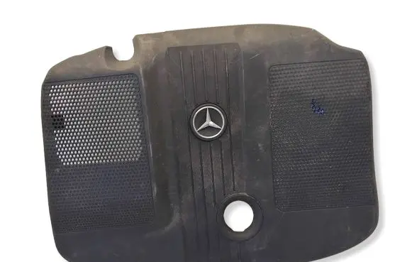 Mercedes-Benz C W204 Engine cover (trim) A6510101167