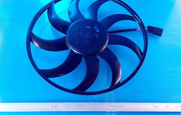 Ford Focus Electric radiator cooling fan JX618C607BB E5221D C46295101