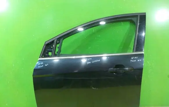 Ford Focus Front door PRZOD XP171