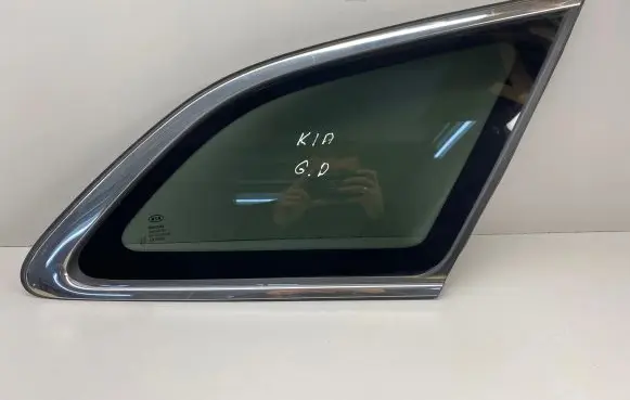 KIA Ceed Rear side window 87820A2600