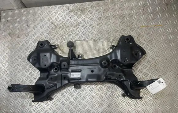 Hyundai i30 Front subframe 62401G4AA0 2402270194B