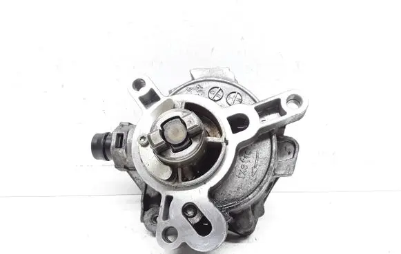 Volvo V60 Vacuum pump 31316688